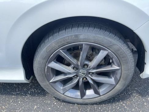 Used 2020 Honda Civic EX image 5