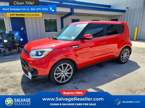 Used 2018 Kia Soul ! w/ Tech Package FWD image 1