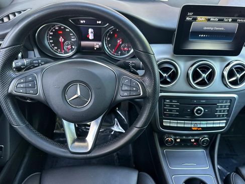 Used 2020 Mercedes-Benz GLA 250 4MATIC image 27