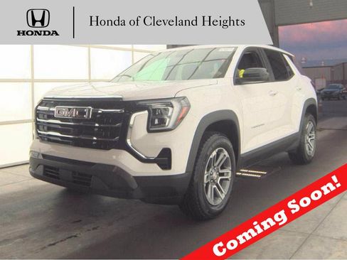 Used 2026 GMC Terrain Elevation FWD image 1