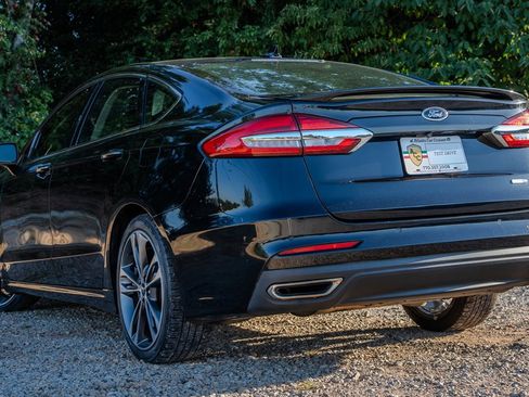 Used 2020 Ford Fusion Titanium AWD/4WD image 3