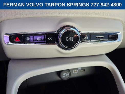 New 2026 Volvo XC40 B5 Plus w/ Protection Package Premier AWD/4WD image 27