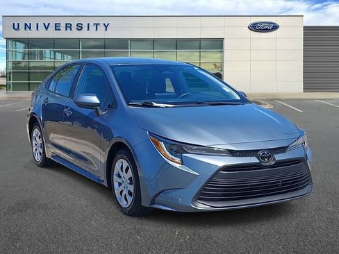 Used 2024 Toyota Corolla LE FWD image 1