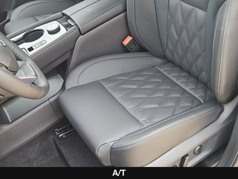 New 2026 Nissan Rogue Platinum image 16