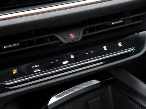 New 2025 Buick Envision Sport Touring image 24