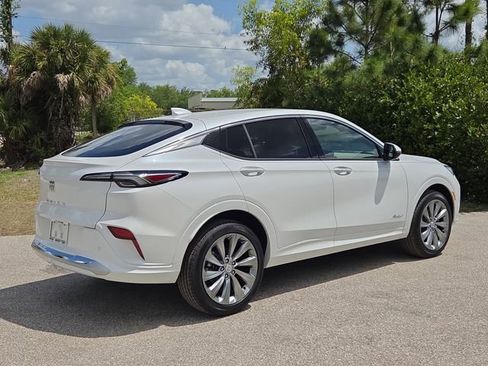 New 2026 Buick Envista Avenir FWD image 4