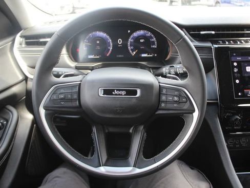 Used 2023 Jeep Grand Cherokee L Laredo AWD/4WD image 13