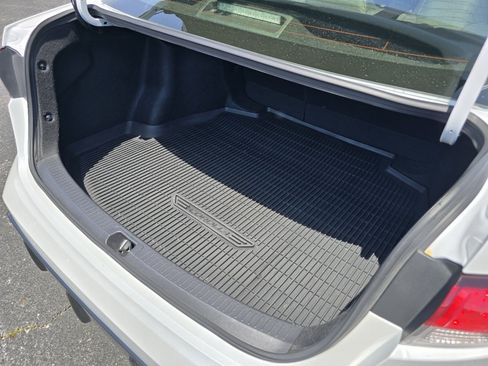 Certified 2025 Toyota Corolla SE FWD image 18