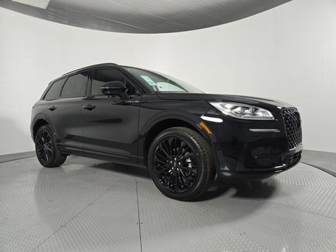 New 2026 Lincoln Corsair Reserve w/ Jet Appearance Package image 2