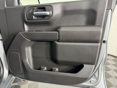Used 2025 Chevrolet Silverado 1500 Custom Trail Boss AWD/4WD image 29