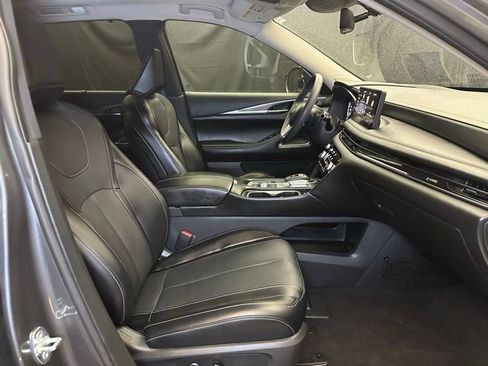 Used 2023 INFINITI QX60 Luxe w/ Vision Package AWD/4WD image 14