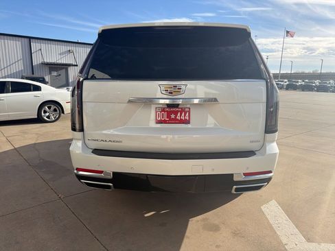 Used 2025 Cadillac Escalade Premium Luxury Platinum w/ LPO, Floor Liner Package image 4