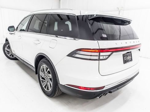 Used 2021 Lincoln Aviator 2WD image 5