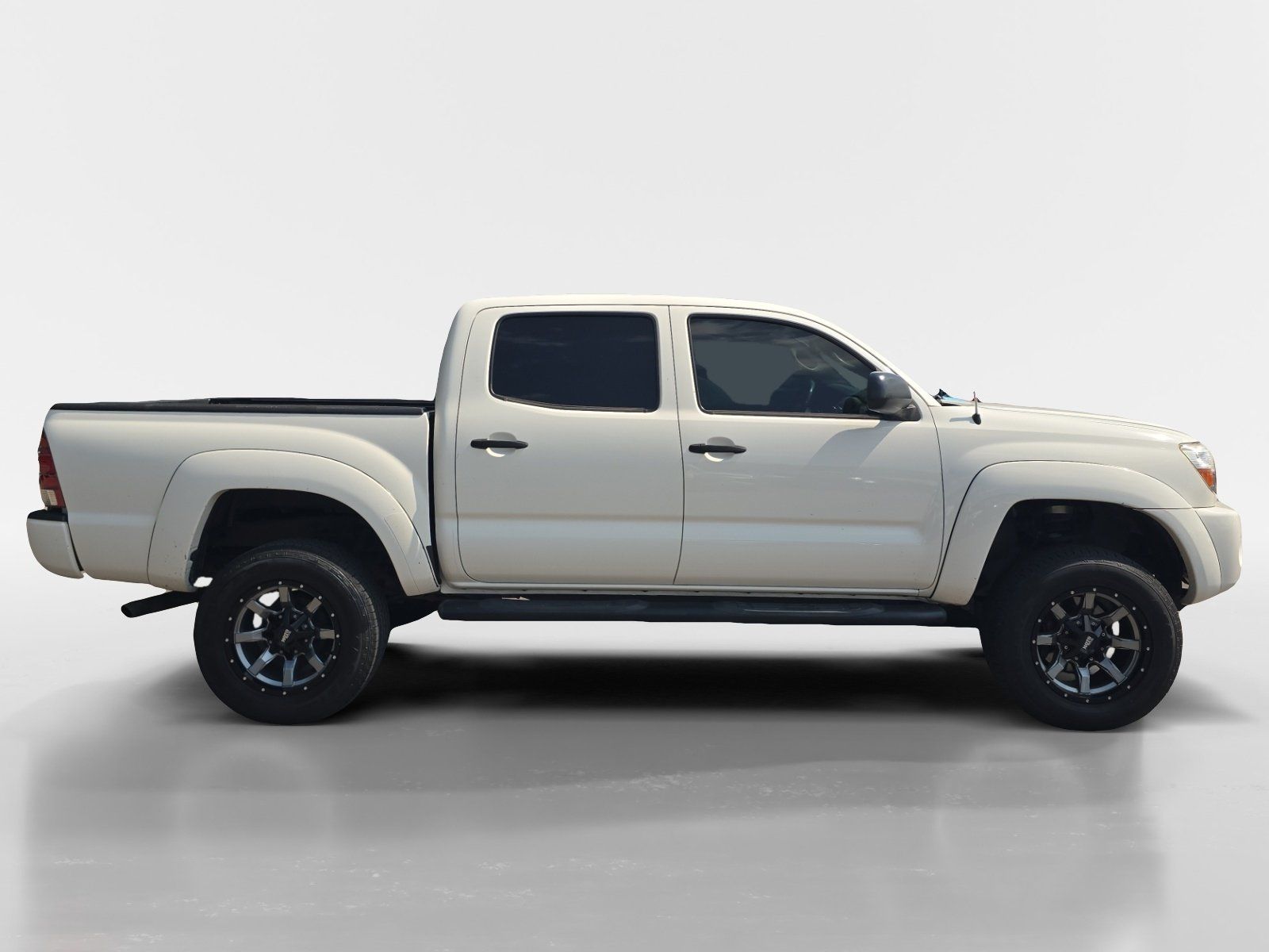 Used 2011 Toyota Tacoma PreRunner w/ SR5 Pkg #2 RWD image 6