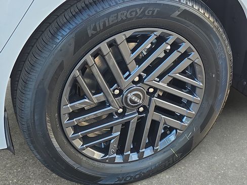 New 2026 Nissan Sentra SV w/ SV Convenience Package FWD image 30