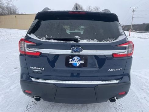 Used 2024 Subaru Ascent Premium w/ Convenience Package image 7