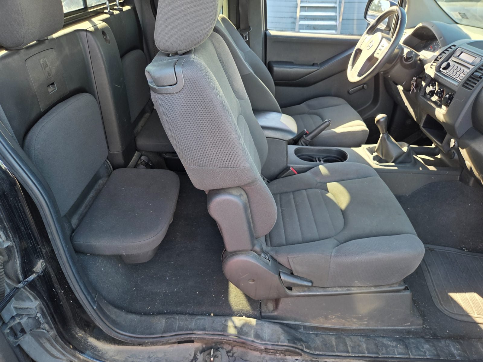 Used 2006 Nissan Frontier XE w/ (G01) XE Preferred Pkg RWD image 10