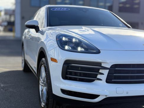 Used 2020 Porsche Cayenne AWD image 9