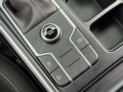 Used 2022 Kia Sorento LX image 27