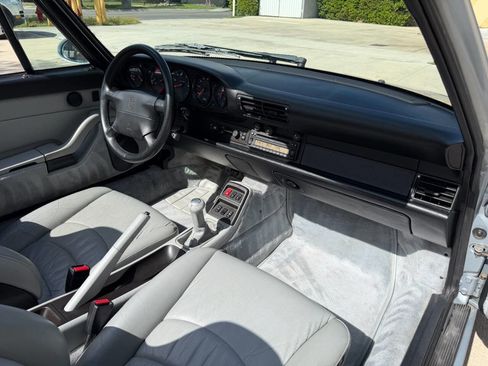 Used 1996 Porsche 911 Carrera 4 AWD/4WD image 17