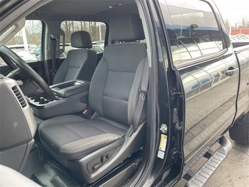 Used 2016 Chevrolet Silverado 2500 LT w/ Midnight Edition image 17
