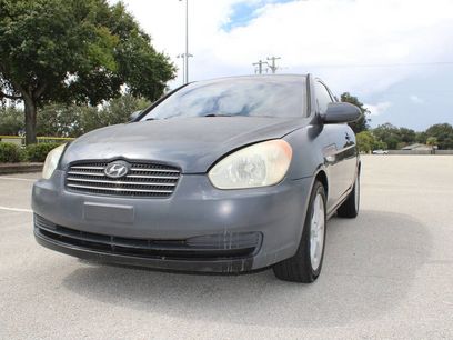 Used 2009 Hyundai Accent SE w/ Premium Equipment Pkg 4