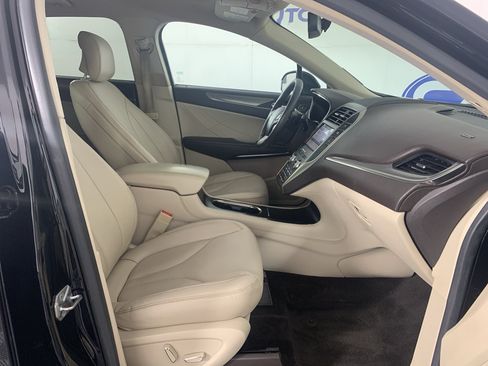 Used 2017 Lincoln MKC Premiere FWD image 41