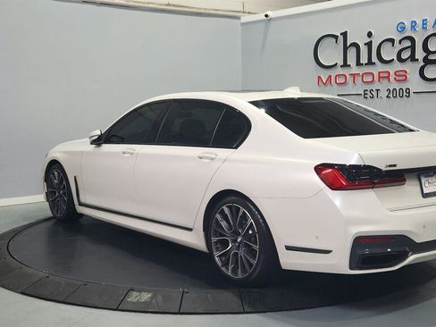Used 2022 BMW 750i xDrive w/ Executive Package AWD/4WD image 9