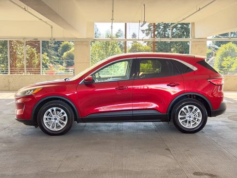 Used 2021 Ford Escape SE w/ Convenience Package AWD/4WD image 8