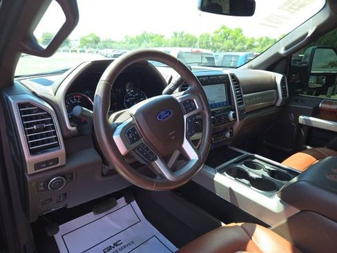 Used 2021 Ford F250 King Ranch w/ Chrome Package image 8