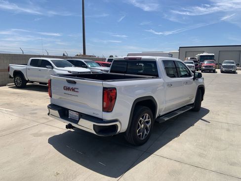 Certified 2023 GMC Sierra 1500 SLT w/ SLT Convenience Package RWD image 4