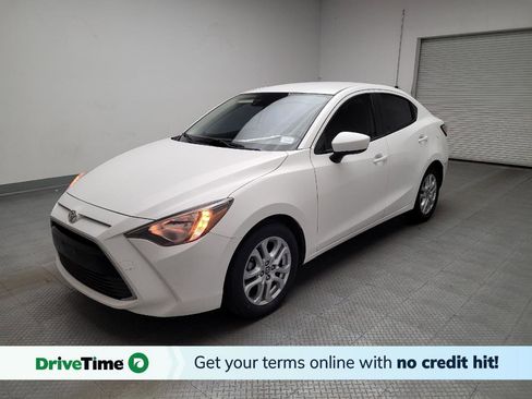Used 2017 Toyota Yaris iA image 1