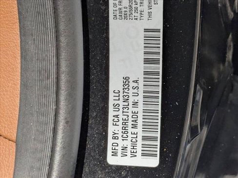 Used 2020 RAM 1500 Laramie RWD image 15