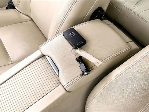 Used 2015 Volvo S60 T5 Premier image 13