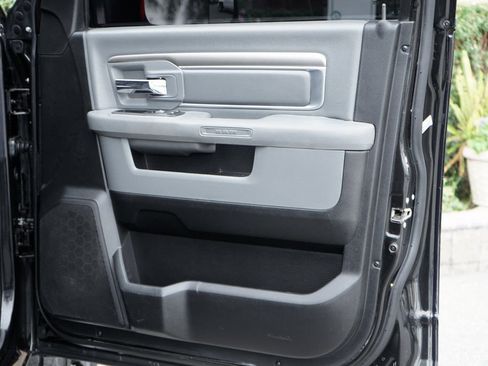 Used 2017 RAM 2500 Big Horn image 36