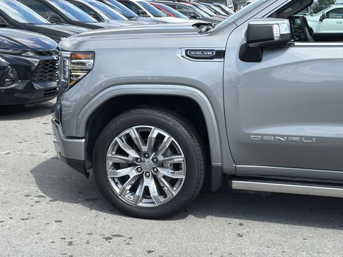 Used 2024 GMC Sierra 1500 Denali w/ Denali Reserve Package AWD/4WD image 14