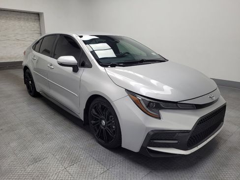 Used 2021 Toyota Corolla SE w/ Carpet Mat Package (TMS) FWD image 11
