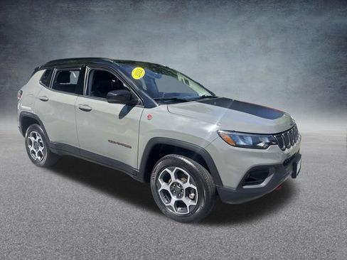 Used 2022 Jeep Compass Trailhawk AWD/4WD image 4