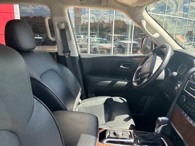 Used 2024 Nissan Armada SL w/ Captain's Chairs Package RWD image 10