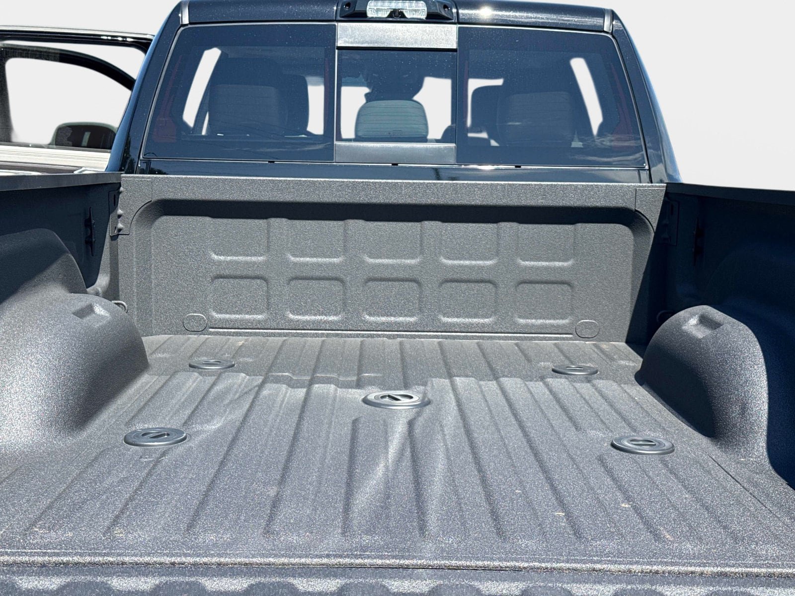 Certified 2025 RAM 2500 Laramie AWD/4WD image 12