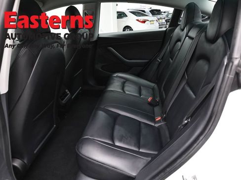 Used 2022 Tesla Model 3 Long Range AWD/4WD image 16