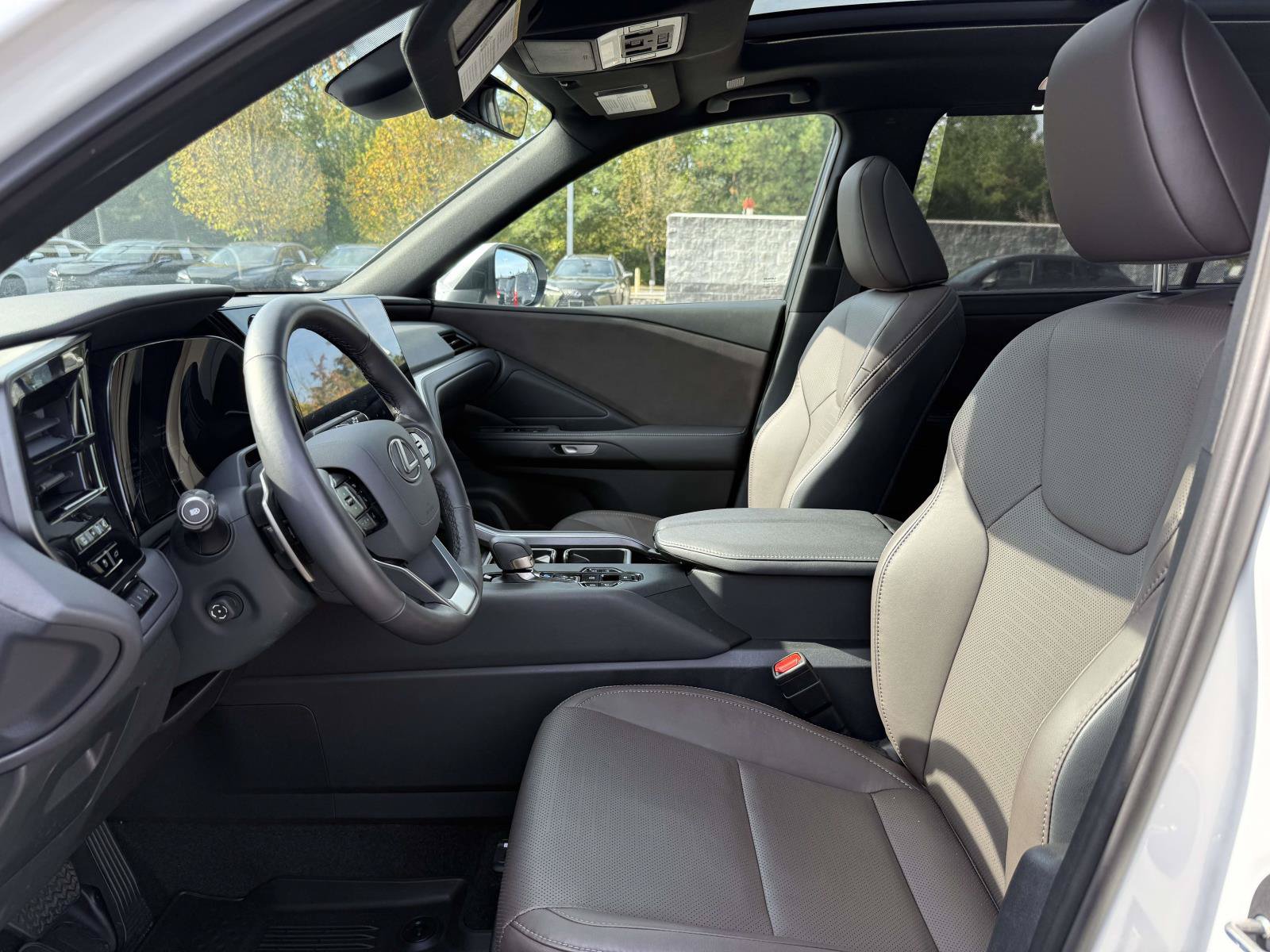 Used 2026 Lexus TX 350 AWD w/ Technology Package image 12