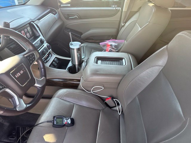 Used 2017 GMC Yukon SLT AWD/4WD image 13