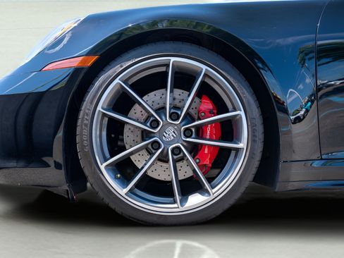 Used 2021 Porsche 911 Carrera S w/ Sport Package RWD image 12