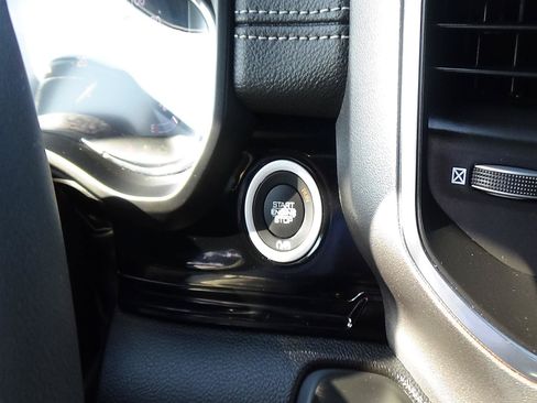 Used 2025 RAM 1500 Laramie w/ Night Edition AWD/4WD image 29