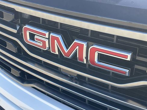 Used 2025 GMC Sierra 1500 AT4 w/ AT4 Premium Package image 32