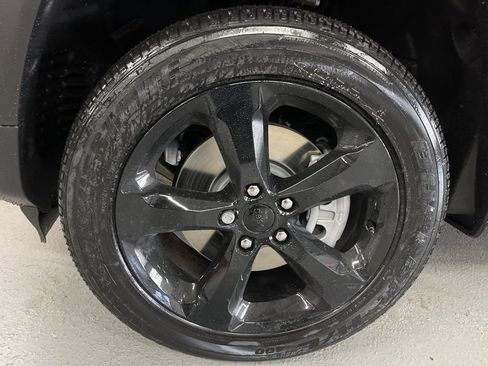 New 2025 Jeep Grand Cherokee L Altitude image 7