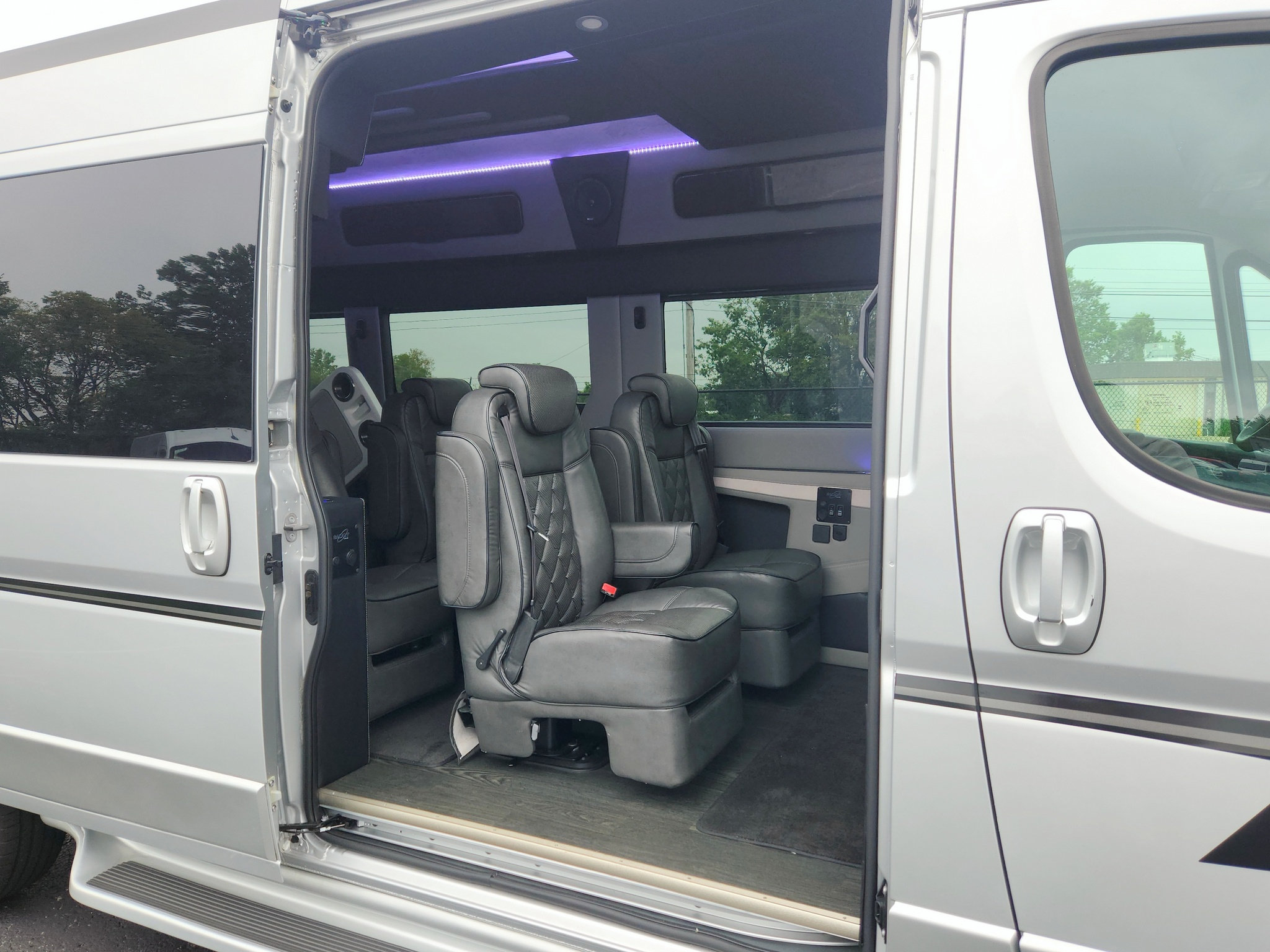 Used 2023 RAM ProMaster 2500 w/ Premium Convenience Group (B) FWD image 42