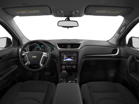 Used 2017 Chevrolet Traverse LT w/ Style and Technology Package AWD/4WD image 5