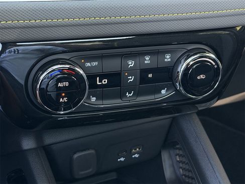 New 2026 Chevrolet TrailBlazer ACTIV w/ Convenience Package image 17